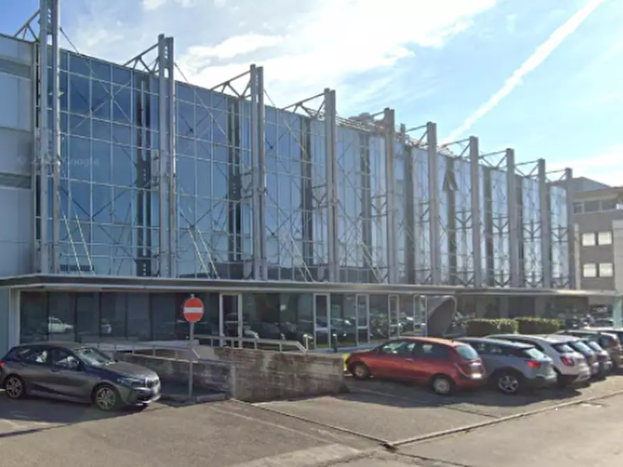 Immagine 3 di Posto auto in vendita  in Via Luigi Galvani a Pistoia