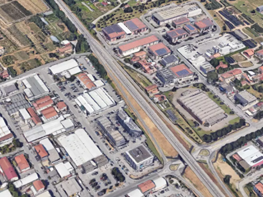 Immagine 8 di Posto auto in vendita  in Via Luigi Galvani a Pistoia