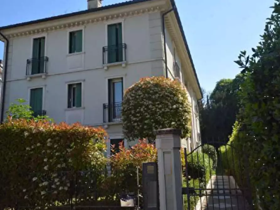 Immagine 2 di Appartamento in vendita  in Viale Dante a Vicenza