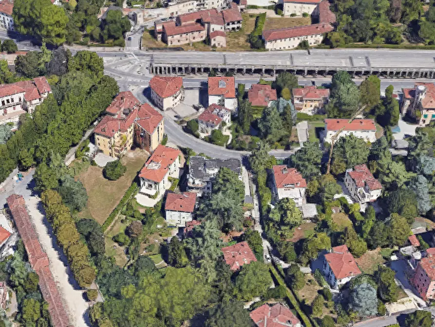 Immagine 21 di Appartamento in vendita  in Viale Dante a Vicenza