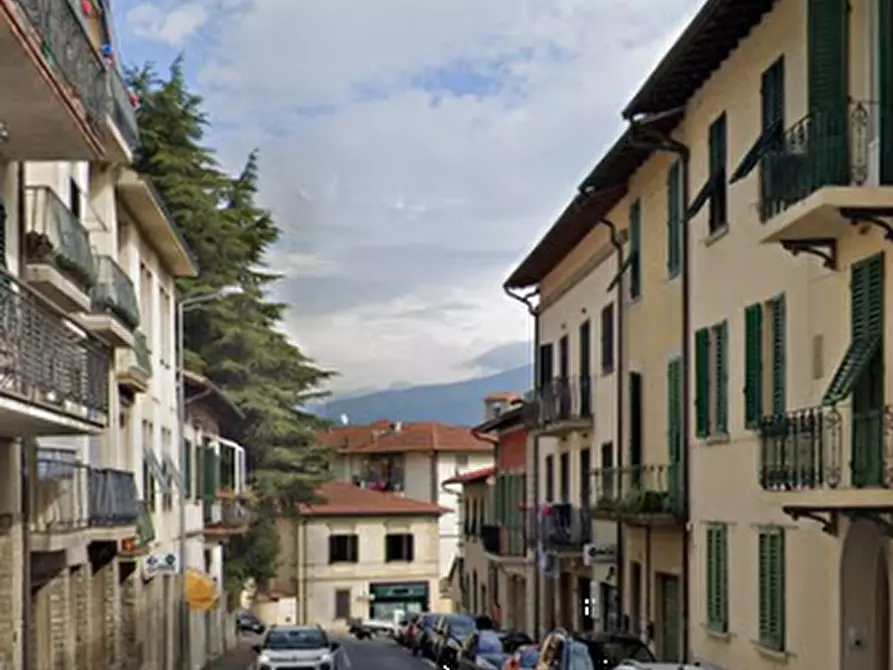 Immagine 3 di Negozio in vendita  in Via Giuseppe Garibaldi a Rignano Sull'arno