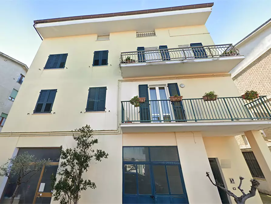 Immagine 6 di Laboratorio in vendita  in Via Alessandro Manzoni  a Montegranaro