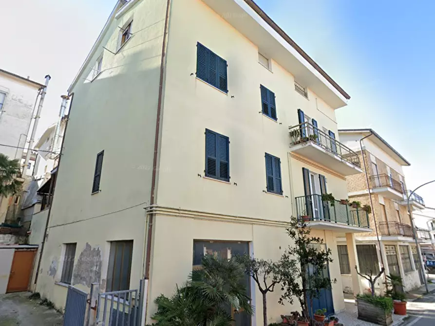 Immagine 9 di Laboratorio in vendita  in Via Alessandro Manzoni  a Montegranaro