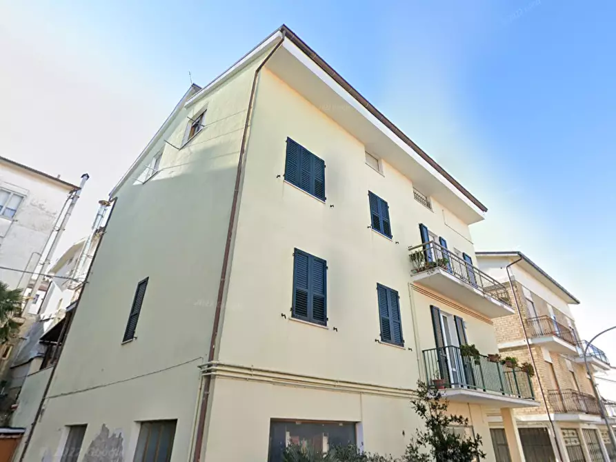 Immagine 10 di Laboratorio in vendita  in Via Alessandro Manzoni  a Montegranaro