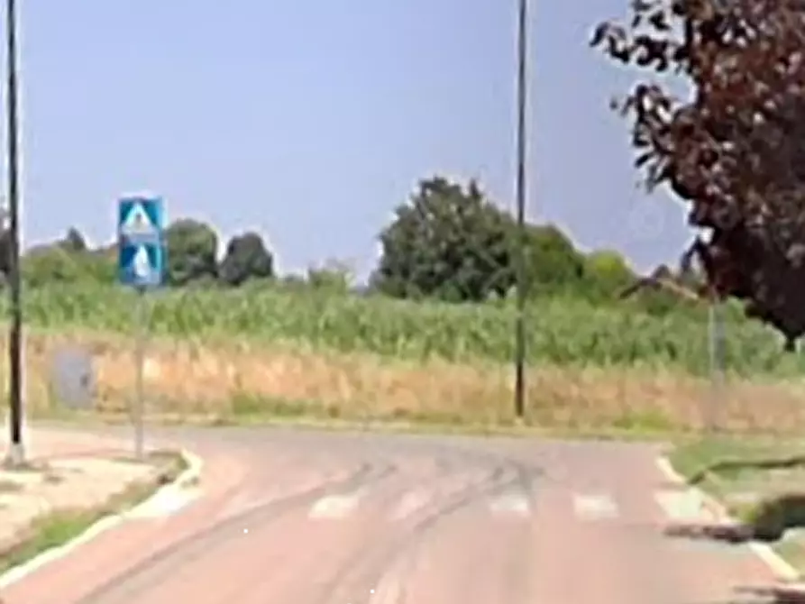 Immagine 10 di Garage in vendita  in Via Giacinto Giordano a Chieri