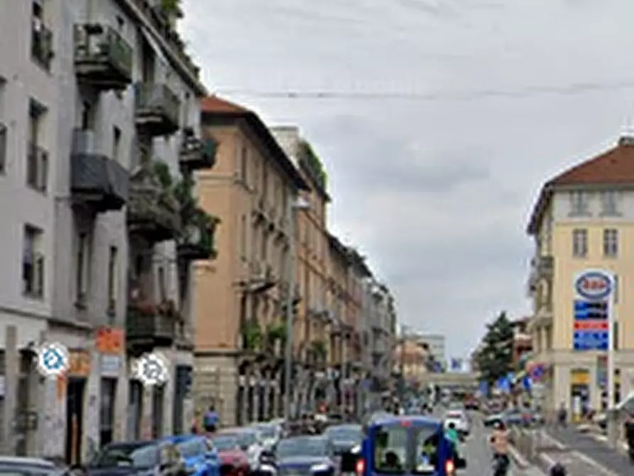 Immagine 4 di Garage in vendita  in Via Carlo Imbonati a Milano