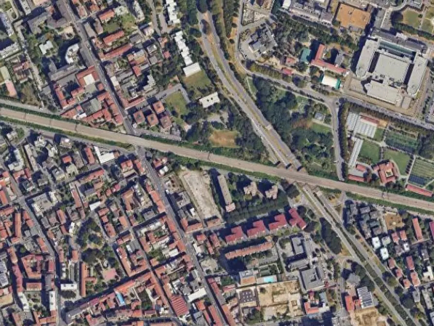 Immagine 6 di Garage in vendita  in Via Carlo Imbonati a Milano