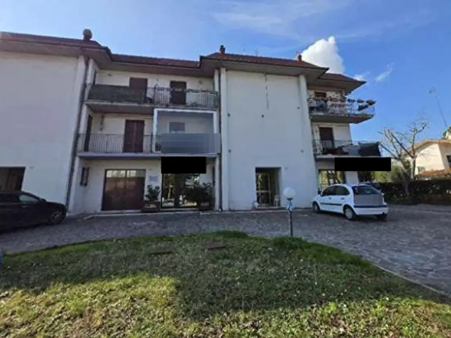 Immagine 2 di Appartamento in vendita  in Viale Cante di Montevecchio a Monte Porzio