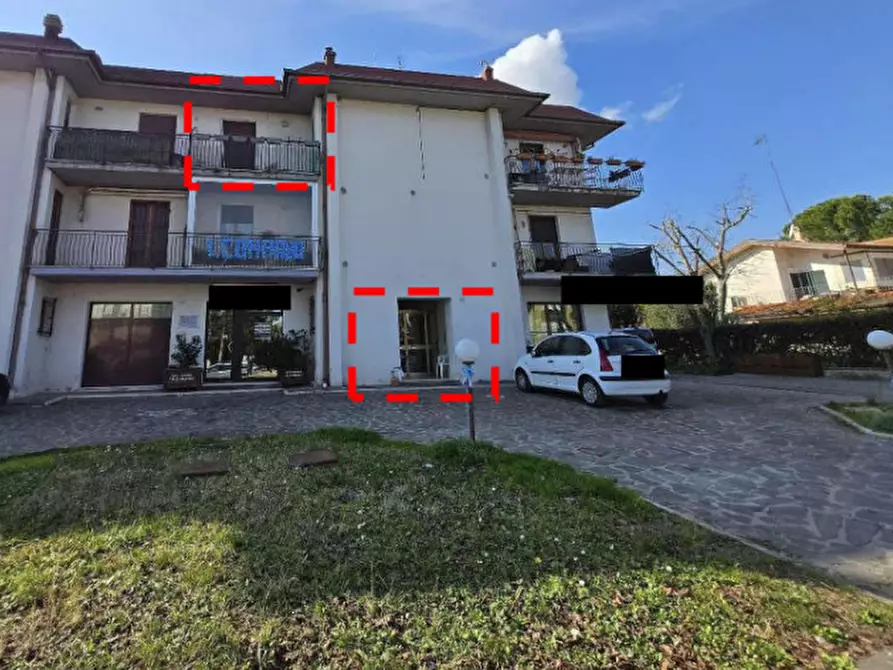 Immagine 1 di Appartamento in vendita  in Viale Cante di Montevecchio a Monte Porzio