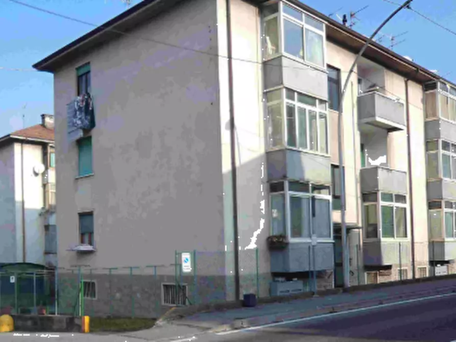 Immagine 17 di Appartamento in vendita  in Via XXV Aprile a Cene