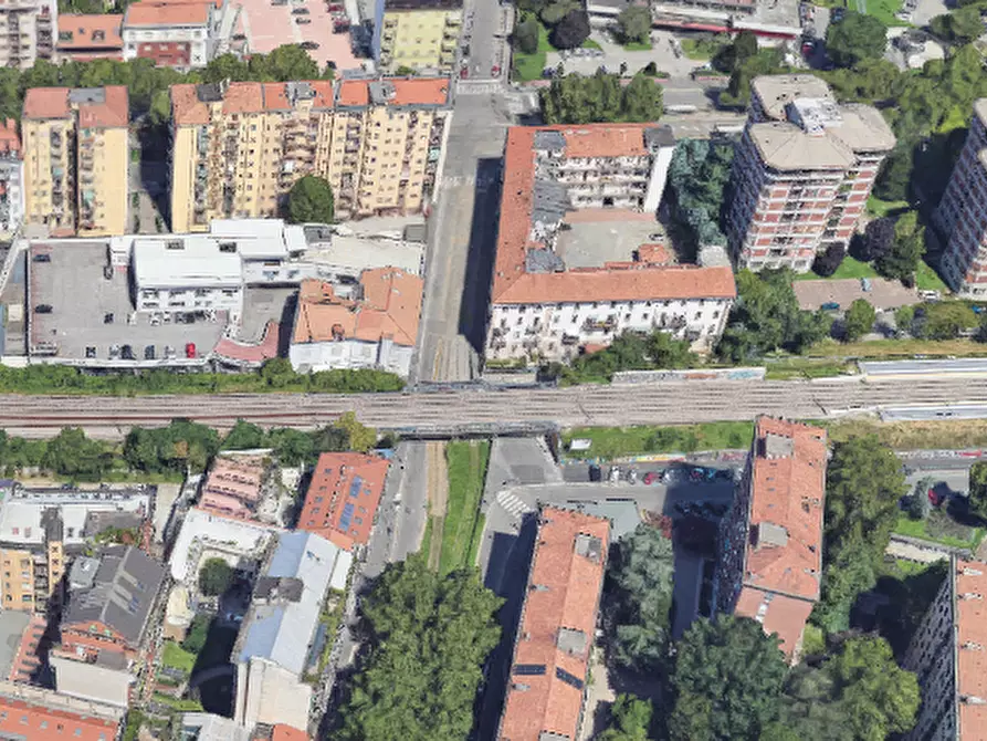 locale di sgombero in vendita a Milano