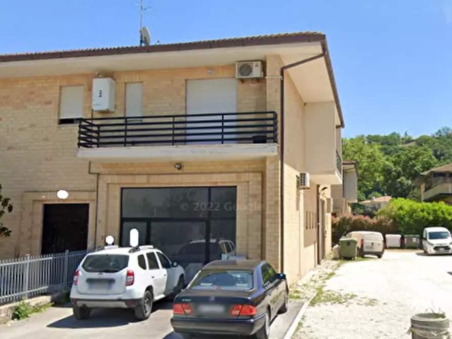 Immagine 4 di Laboratorio in vendita  in Via Enrico De Nicola a Sant'elpidio A Mare