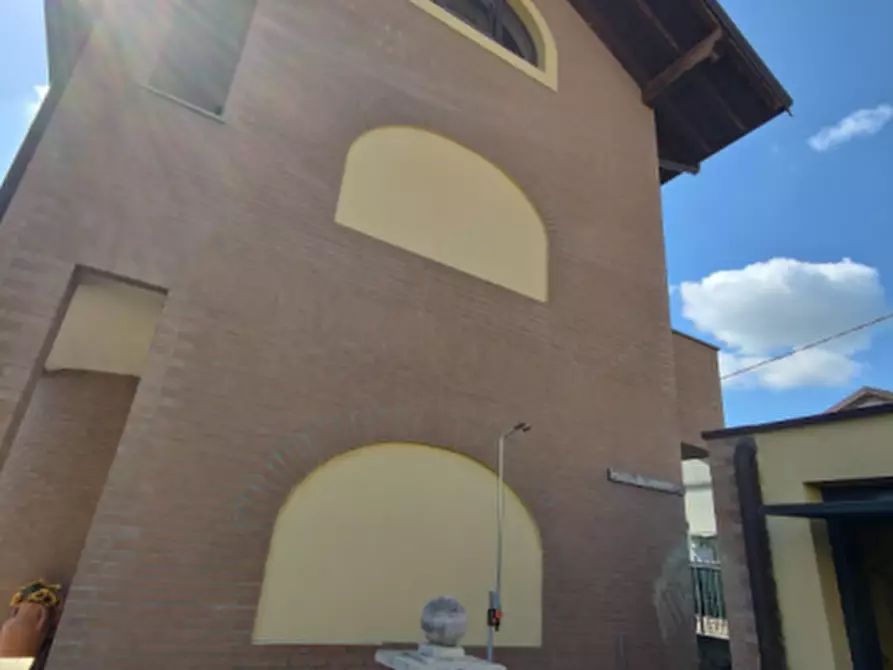 Immagine 6 di Villa in vendita  in Via Damiano Chiesa a Nerviano