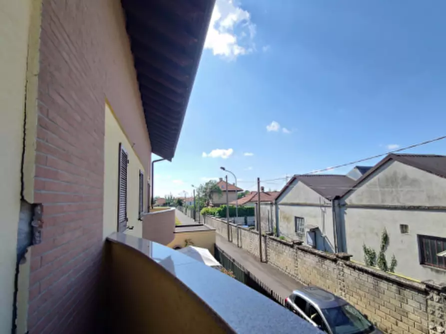 Immagine 9 di Villa in vendita  in Via Damiano Chiesa a Nerviano