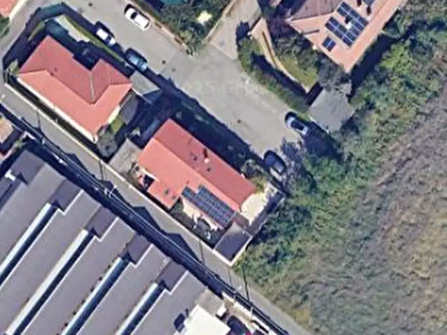 Immagine 16 di Villa in vendita  in Via Damiano Chiesa a Nerviano