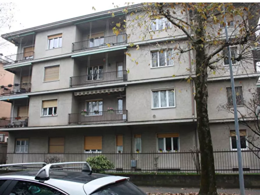 Immagine 1 di Appartamento in vendita  in  Via Giacomo Leopardi a Treviglio