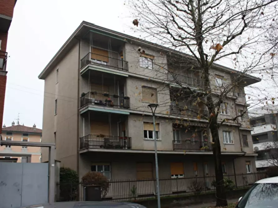 Immagine 6 di Appartamento in vendita  in  Via Giacomo Leopardi a Treviglio