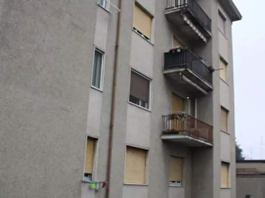 Immagine 9 di Appartamento in vendita  in  Via Giacomo Leopardi a Treviglio