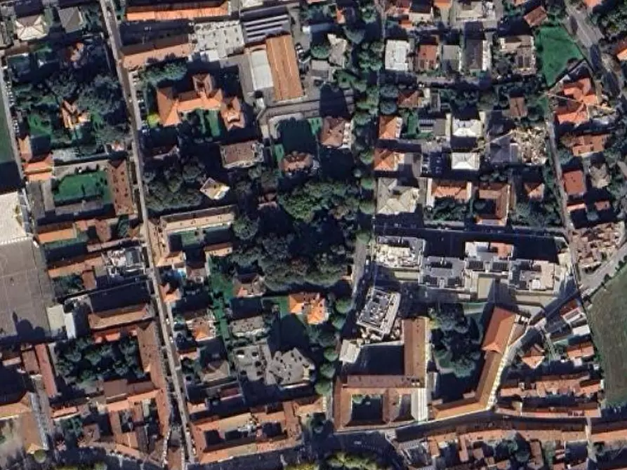 Immagine 13 di Appartamento in vendita  in  Via Giacomo Leopardi a Treviglio