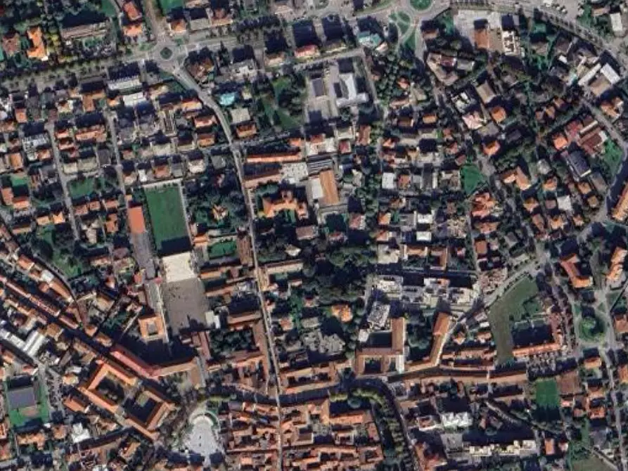 Immagine 14 di Appartamento in vendita  in  Via Giacomo Leopardi a Treviglio