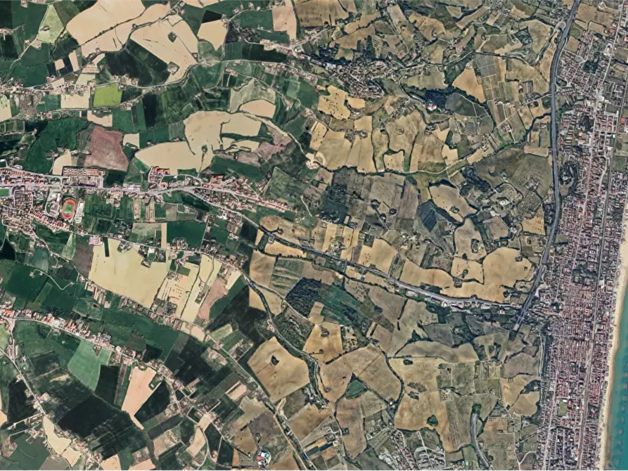 Immagine 3 di Laboratorio in vendita  in Via Contrada Santa Petronilla a Fermo