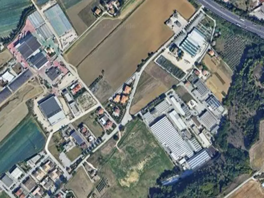 Immagine 1 di Ufficio in vendita  in Via Fratte a Sant'elpidio A Mare