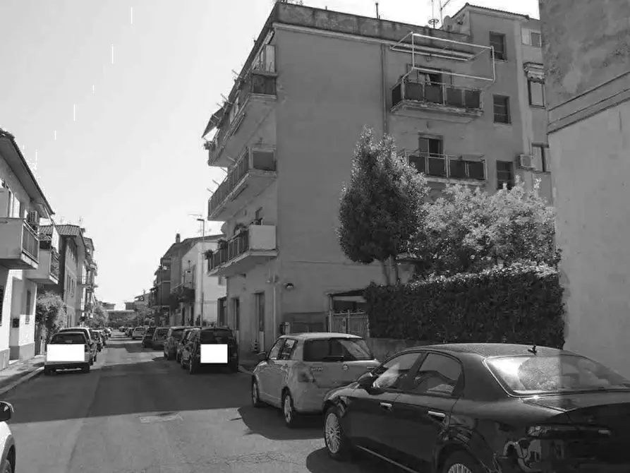 Immagine 5 di Appartamento in vendita  in Via Giulio Cesare a Aprilia