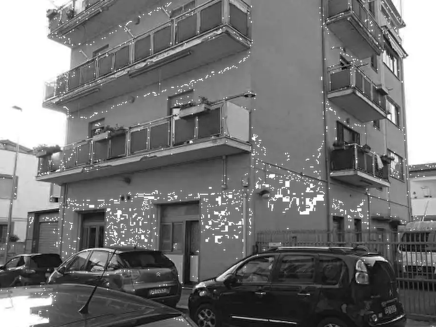 Immagine 7 di Appartamento in vendita  in Via Giulio Cesare a Aprilia