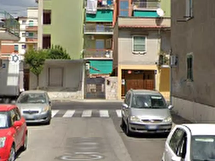 Immagine 13 di Appartamento in vendita  in Via Giulio Cesare a Aprilia