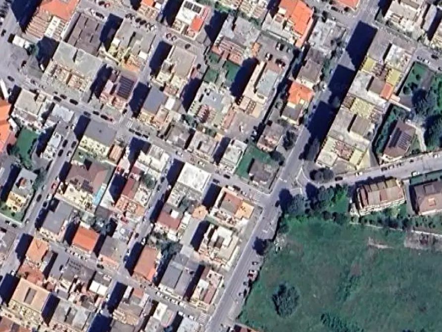 Immagine 14 di Appartamento in vendita  in Via Giulio Cesare a Aprilia