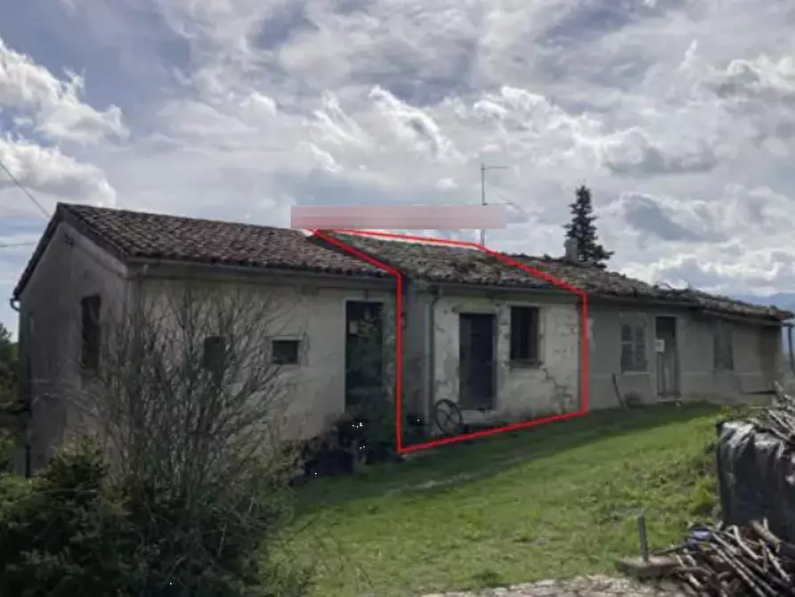 Immagine 1 di Rustico / casale in vendita  in Strada Monte Peruzzo a Cagli