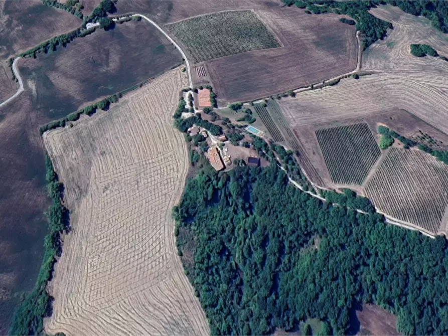 Immagine 8 di Rustico / casale in vendita  in Strada Monte Peruzzo a Cagli
