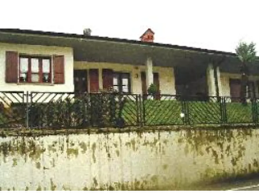 Immagine 1 di Appartamento in vendita  in Via Lorenzo Lotto a Castelli Calepio