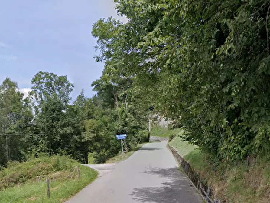 Immagine 11 di Appartamento in vendita  in Via Camarelli a San Giovanni Bianco