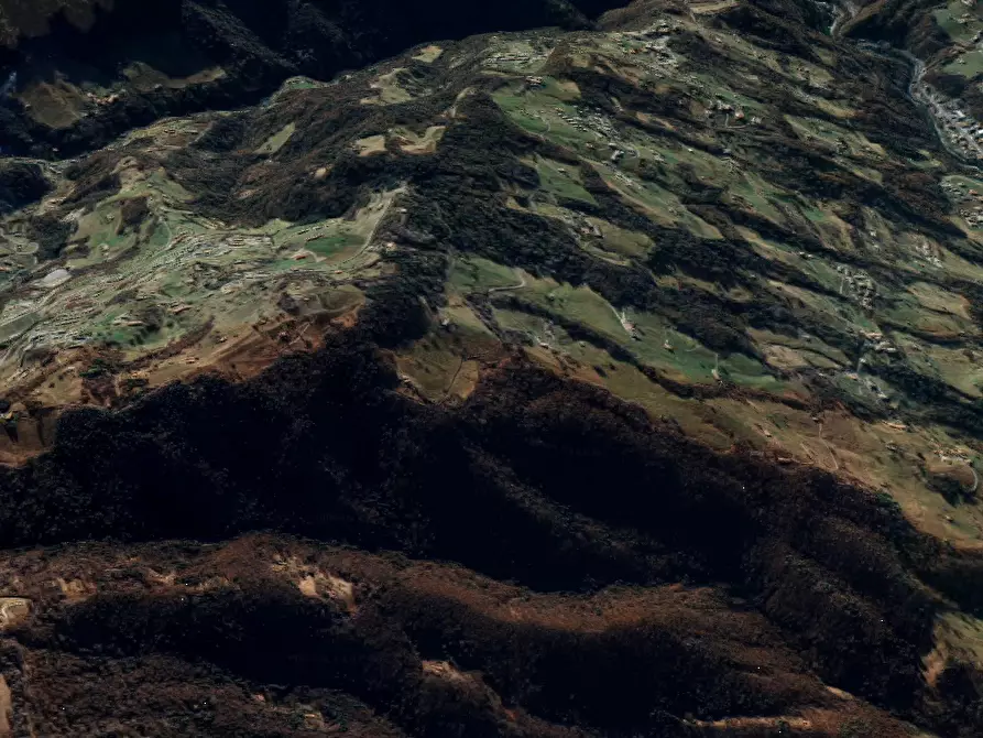 Immagine 15 di Appartamento in vendita  in Via Camarelli a San Giovanni Bianco