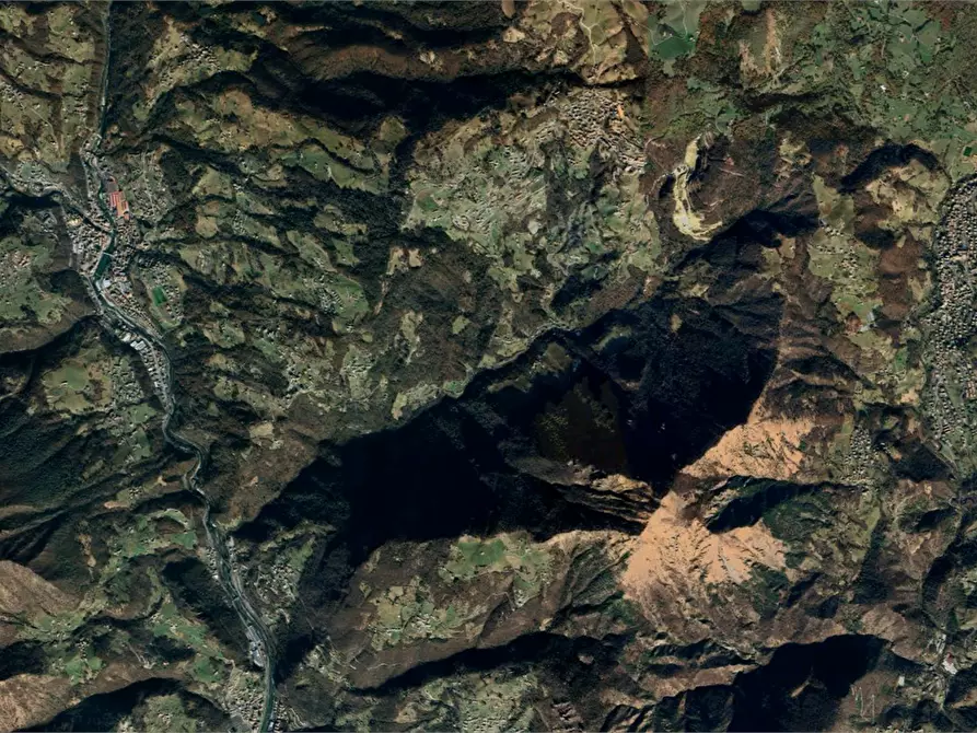 Immagine 17 di Appartamento in vendita  in Via Camarelli  a San Giovanni Bianco