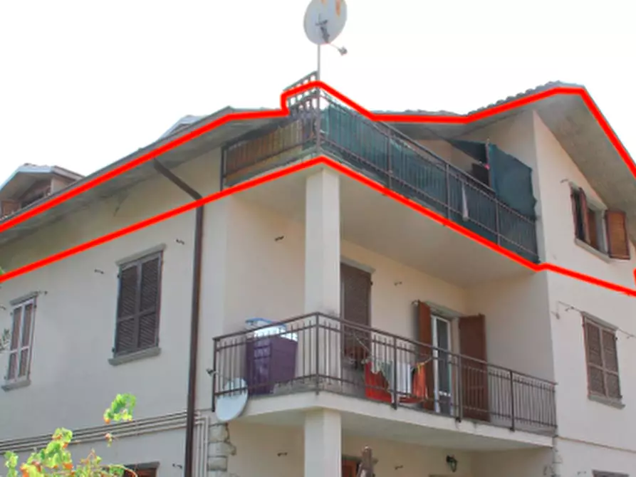 Immagine 2 di Appartamento in vendita  in Via Giuseppe Giusti  a Castelli Calepio