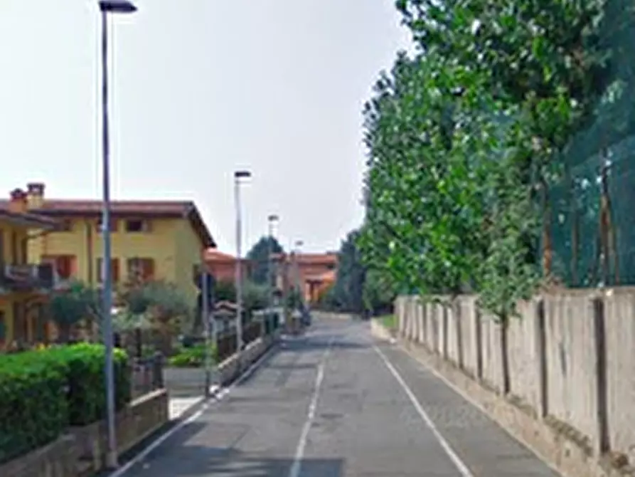 Immagine 12 di Appartamento in vendita  in Via Giuseppe Giusti  a Castelli Calepio