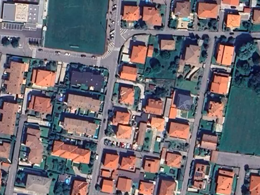 Immagine 15 di Appartamento in vendita  in Via Giuseppe Giusti  a Castelli Calepio