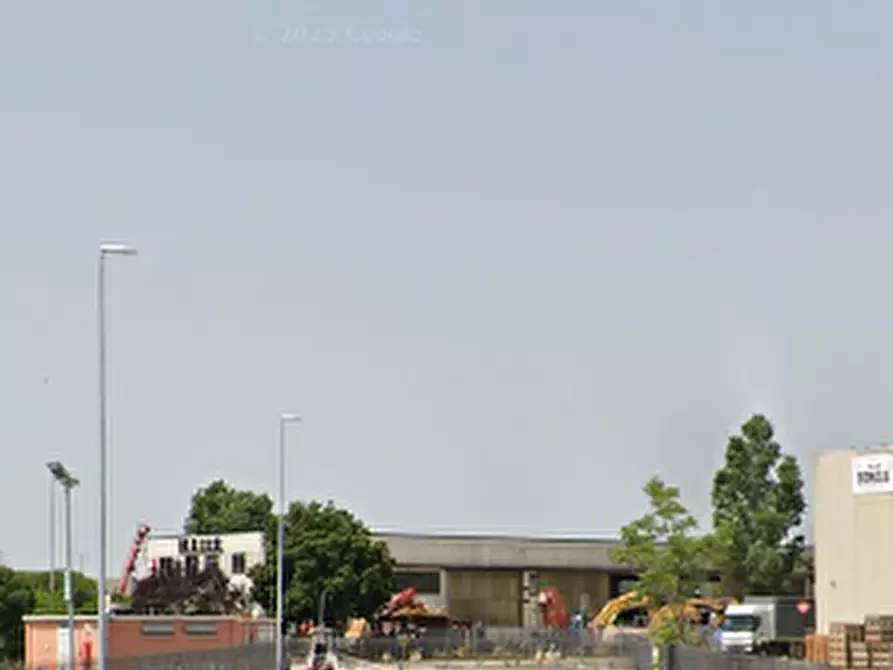 Immagine 14 di Laboratorio in vendita  in Via dell'Industria  a Cervia