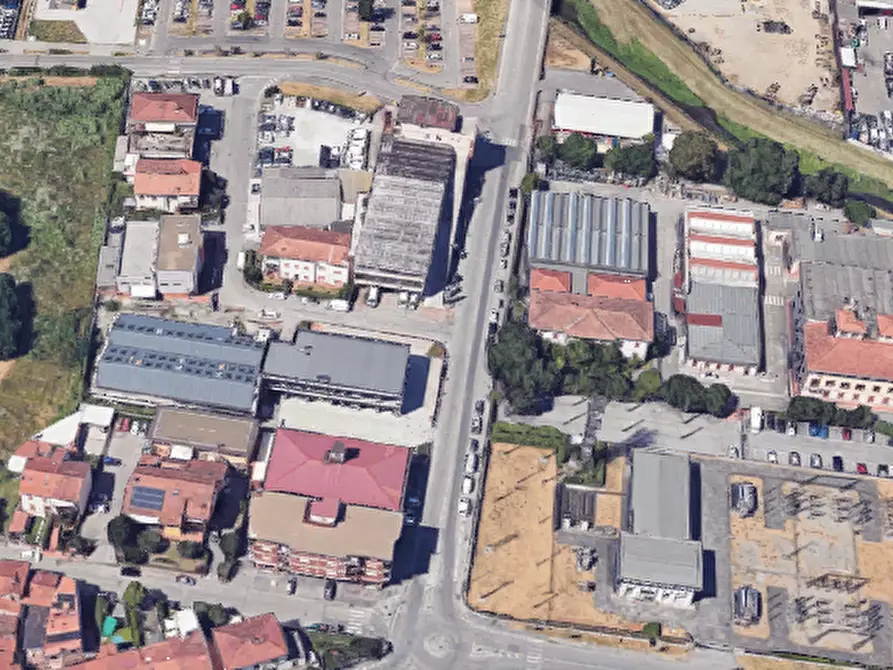 Immagine 13 di Ufficio in vendita  in  Via Lorenzo Ghiberti a Pistoia