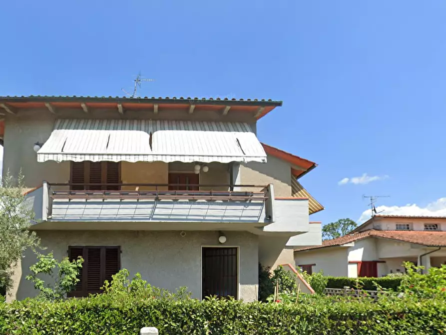 Immagine 7 di Appartamento in vendita  in Via Montalese a Pistoia