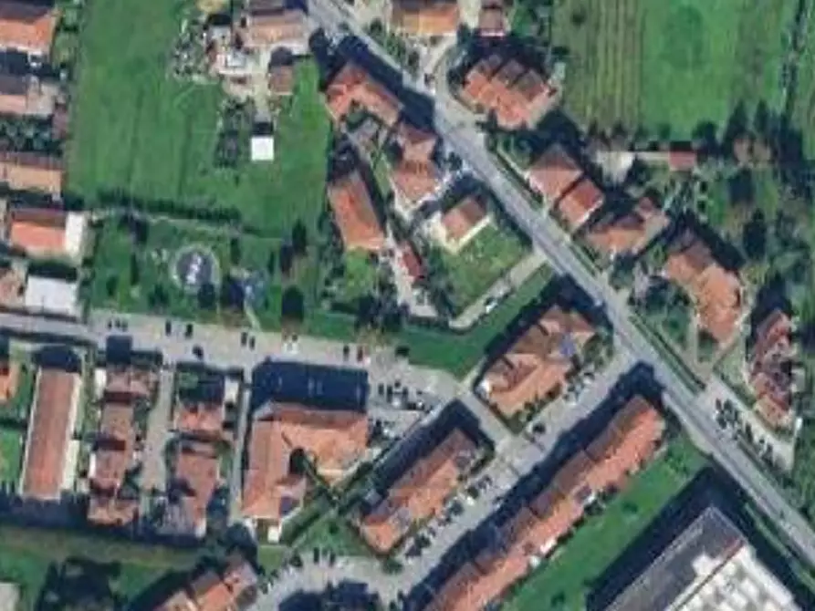 Immagine 17 di Appartamento in vendita  in Via Montalese a Pistoia