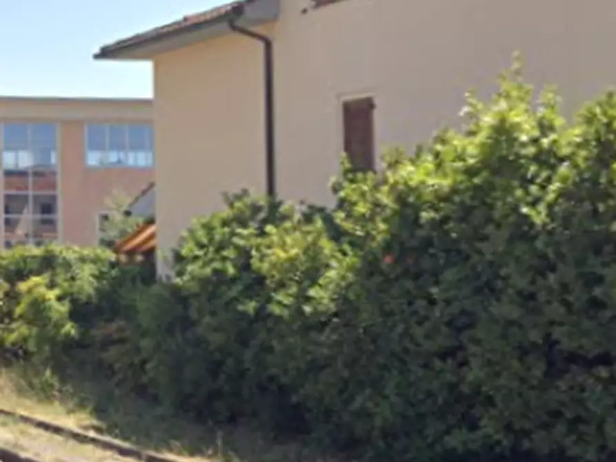 Immagine 15 di Appartamento in vendita  in Via Montalese a Pistoia