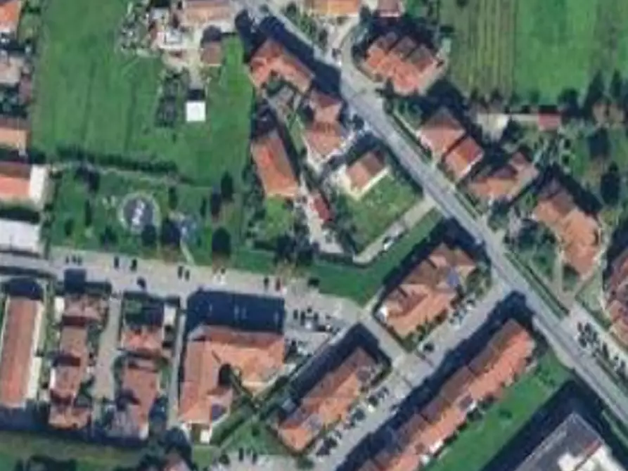 Immagine 16 di Appartamento in vendita  in Via Montalese a Pistoia