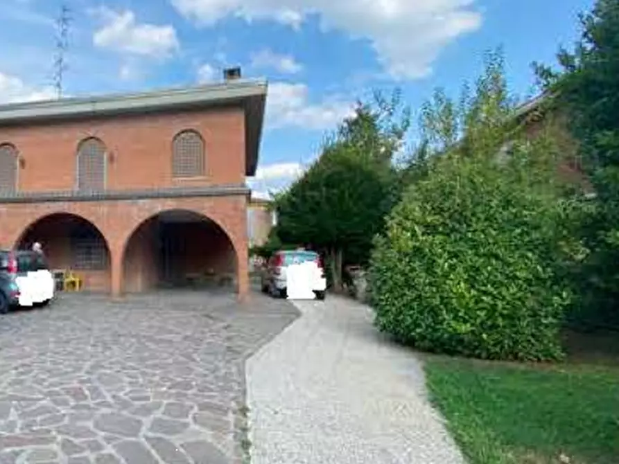 Immagine 6 di Casa indipendente in vendita  in Strada Statale a Mirandola