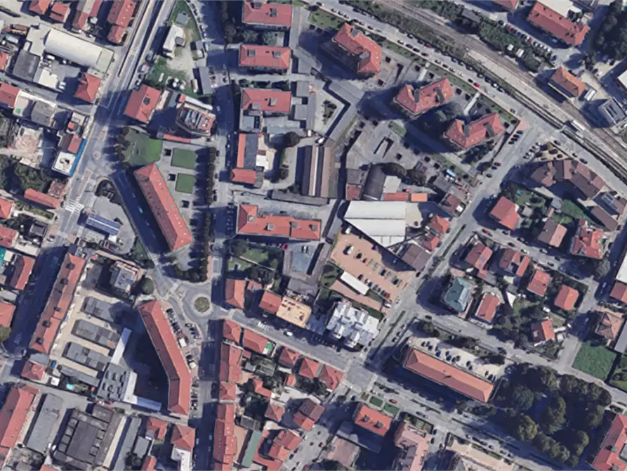 Immagine 9 di Negozio in vendita  in Strada Stupinigi a Moncalieri