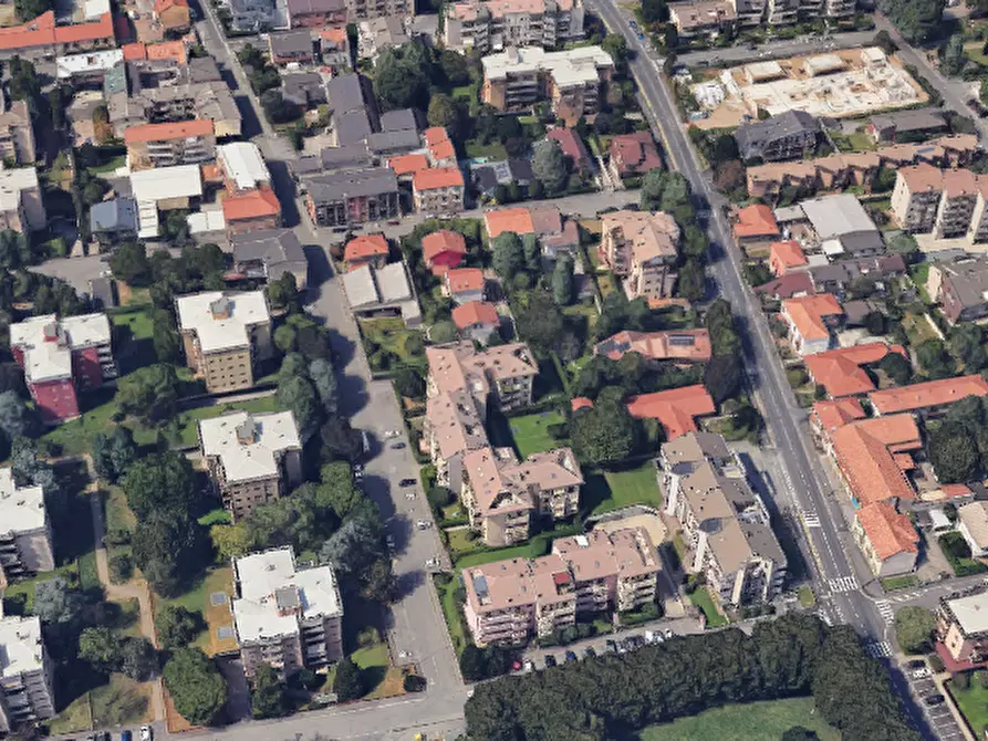 Immagine 10 di Negozio in vendita  in Via Garibaldi a Lissone