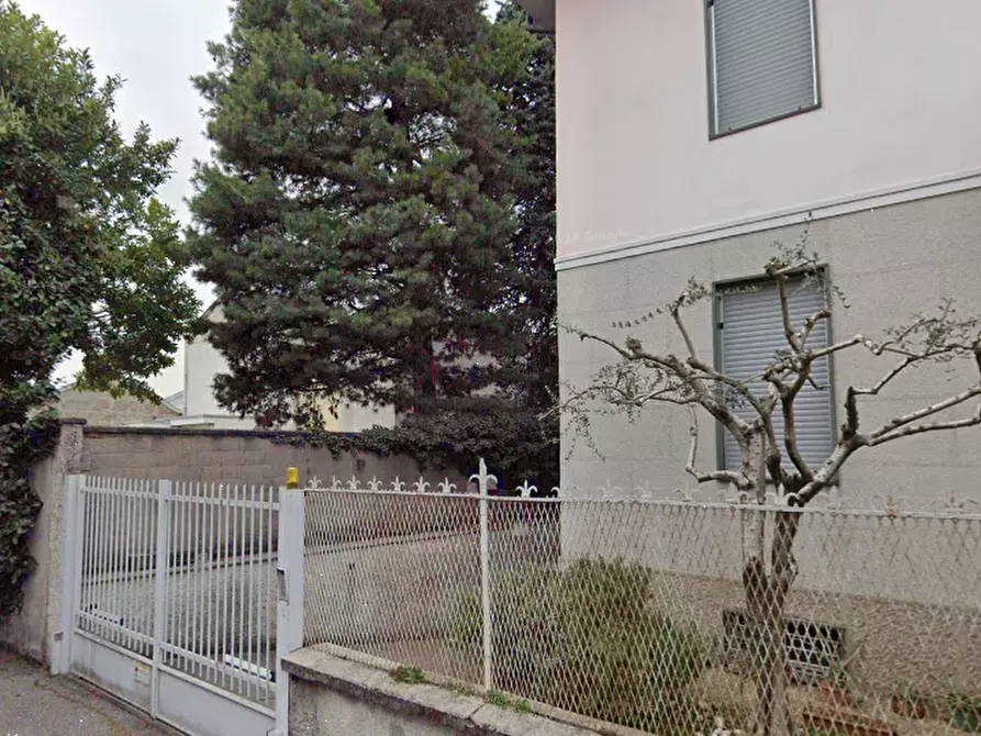 Immagine 10 di Villa in vendita  in via Manzoni a Albiate