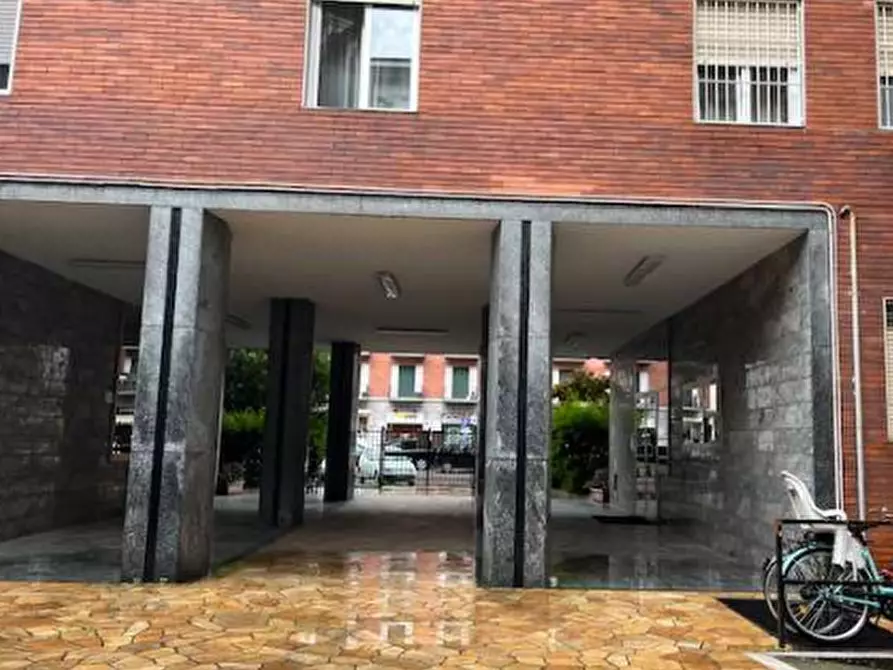 Immagine 2 di Appartamento in vendita  in Via Sofonisba Anguissola a Milano